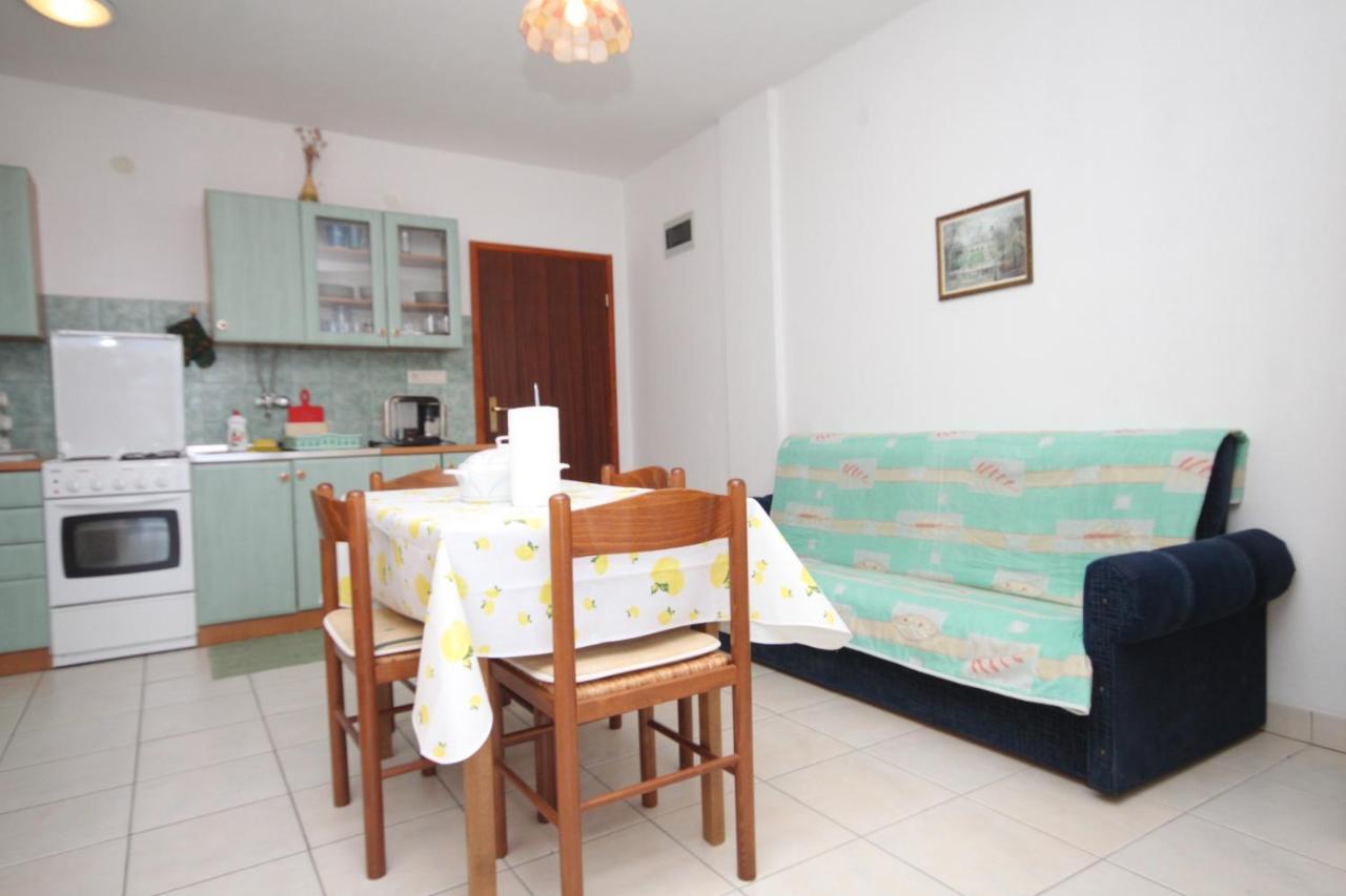 Apartment Sali 8152B Ngoại thất bức ảnh